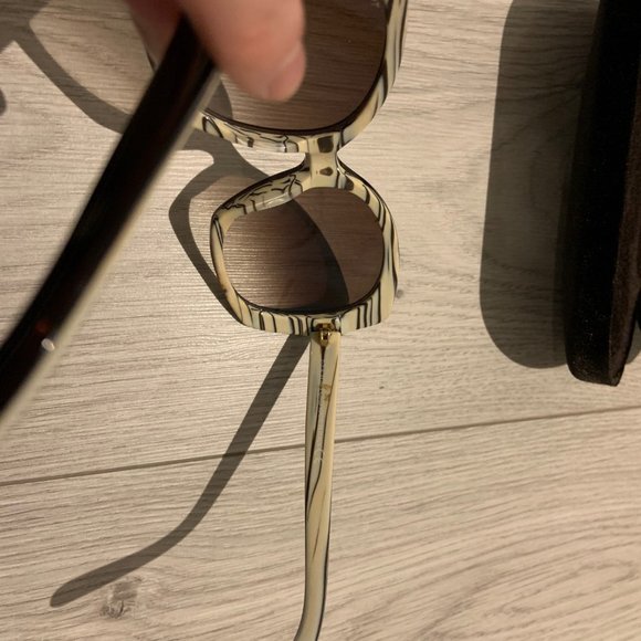 TOM FORD TF 362 Gabriella Brown/White Sunglasses - Picture 5 of 7